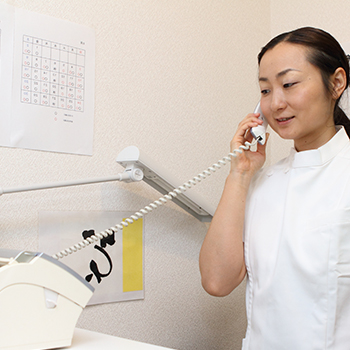 予約はお電話でお願いします。